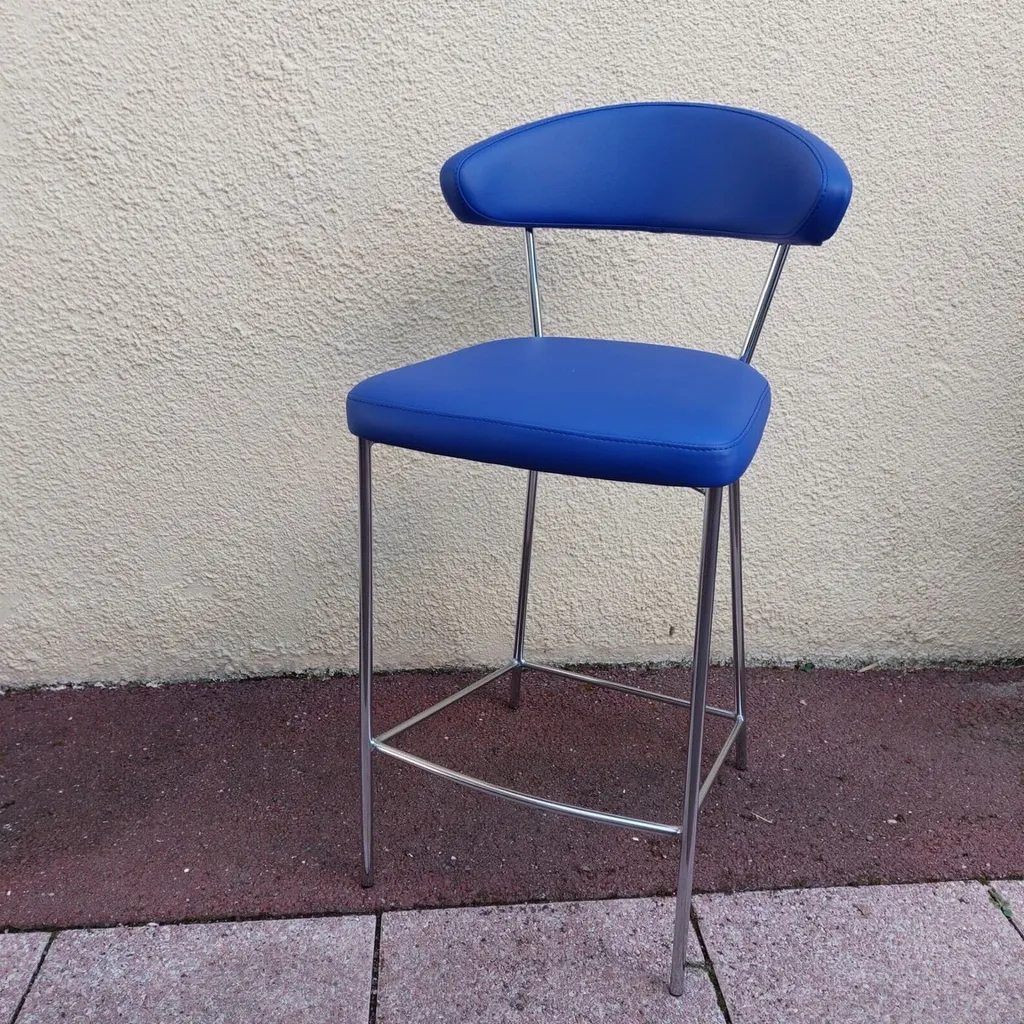 Tarif pour rénover des tabourets de bar à Libourne 