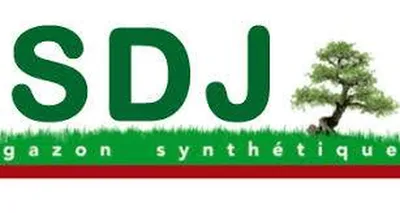 gazon artificiel pour petit jardin cannes