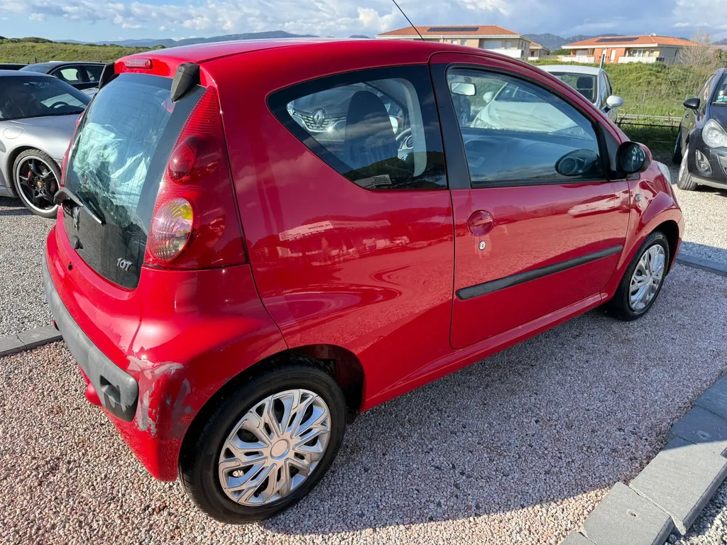 PEUGEOT 107 3 Portes 1.4 HDI 54CV 
