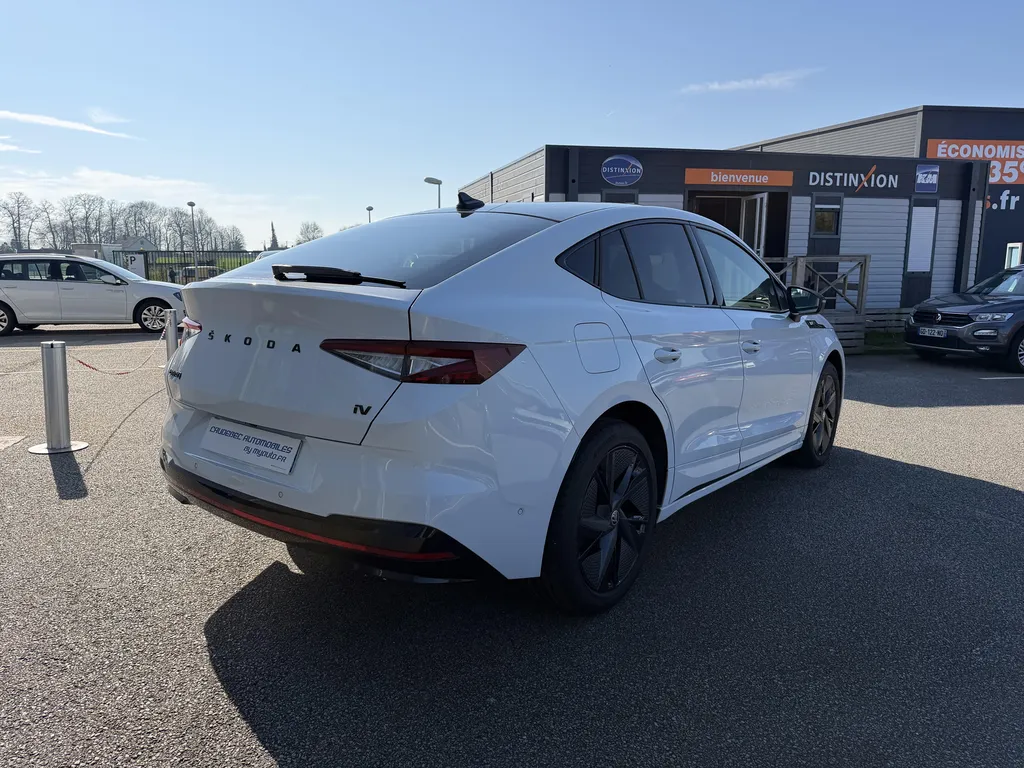 Vente Skoda Enyaq Coupé iV RS occasion 299 ch 4x4 électrique disponible chez votre concessionnaire auto proche le Havre