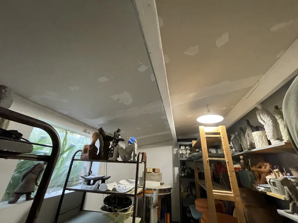 Isolation d un plafond par laine de verre et placo à Aix en Provence 