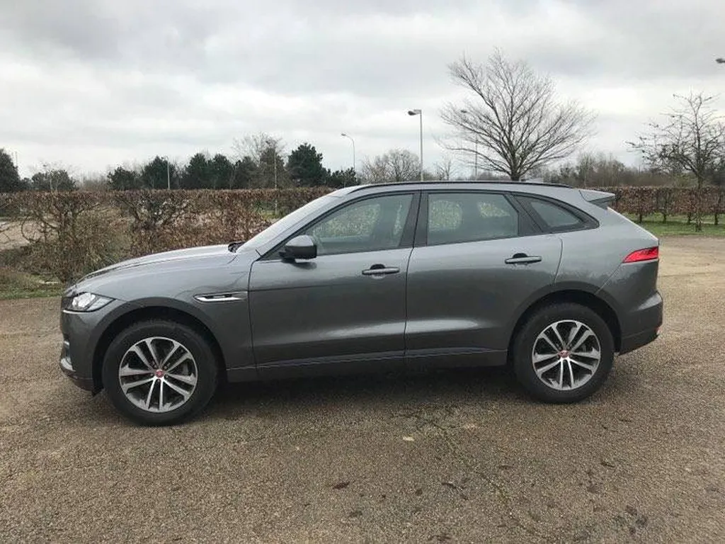 JAGUAR F-Pace occasion faible kilométrage à Mérignac