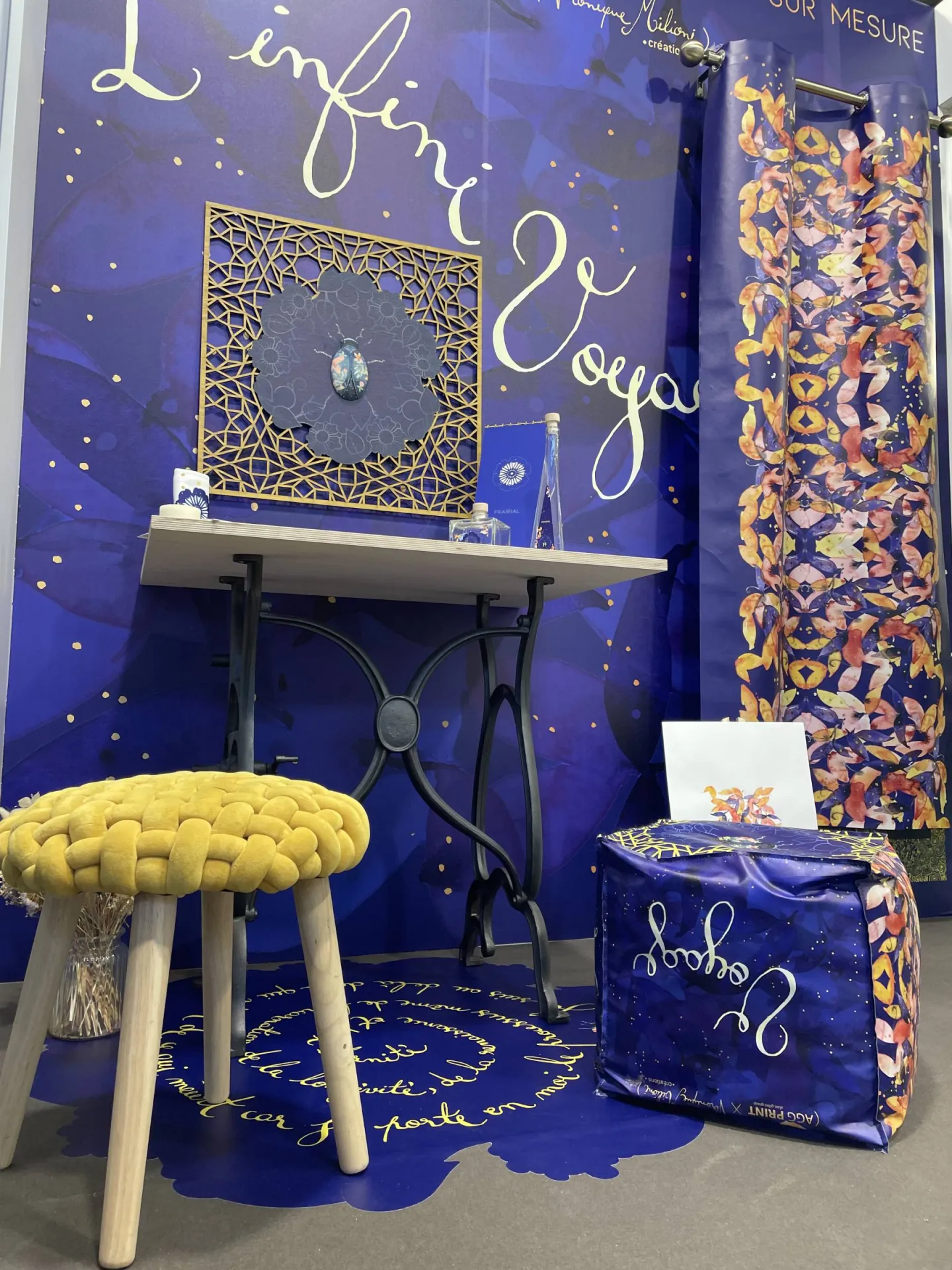 Stand imprimé ecoresponsable bâche sans PVC sol adhésif sans PVC mobilier recyclé villeurbanne