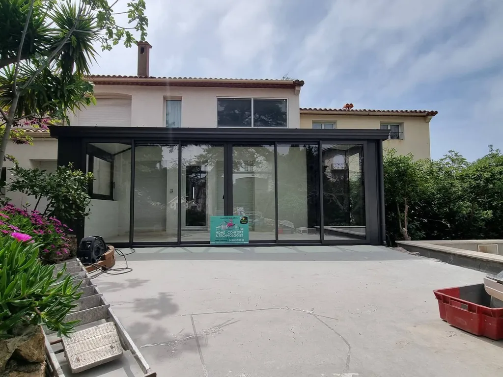 Installation d'une véranda AKENA sur mesure à Sète dans l'Hérault
