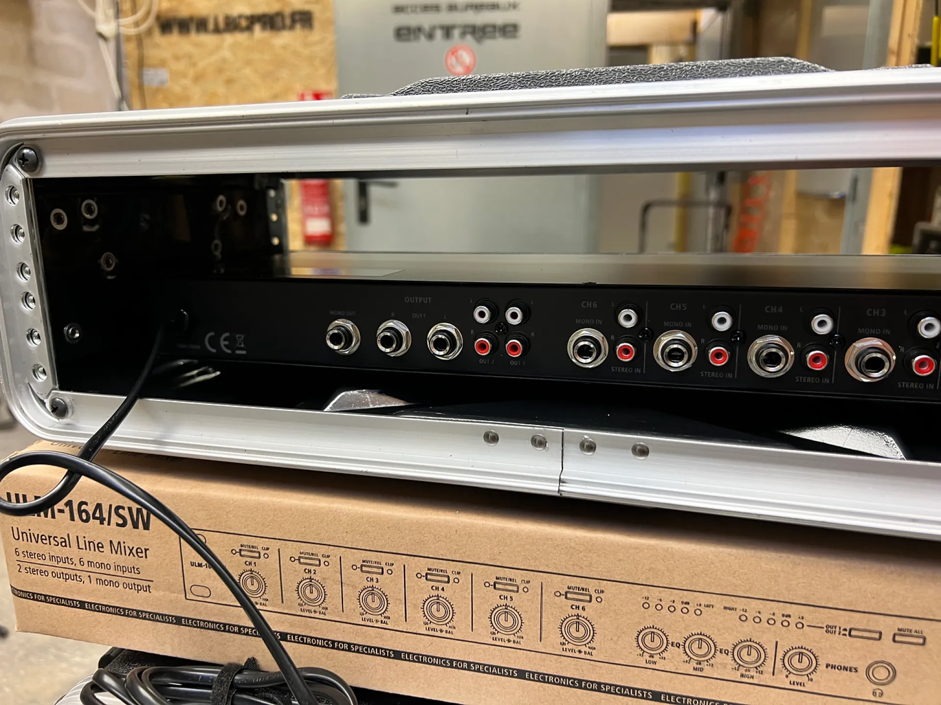 location table de mixage à Saint tropez dans le Var