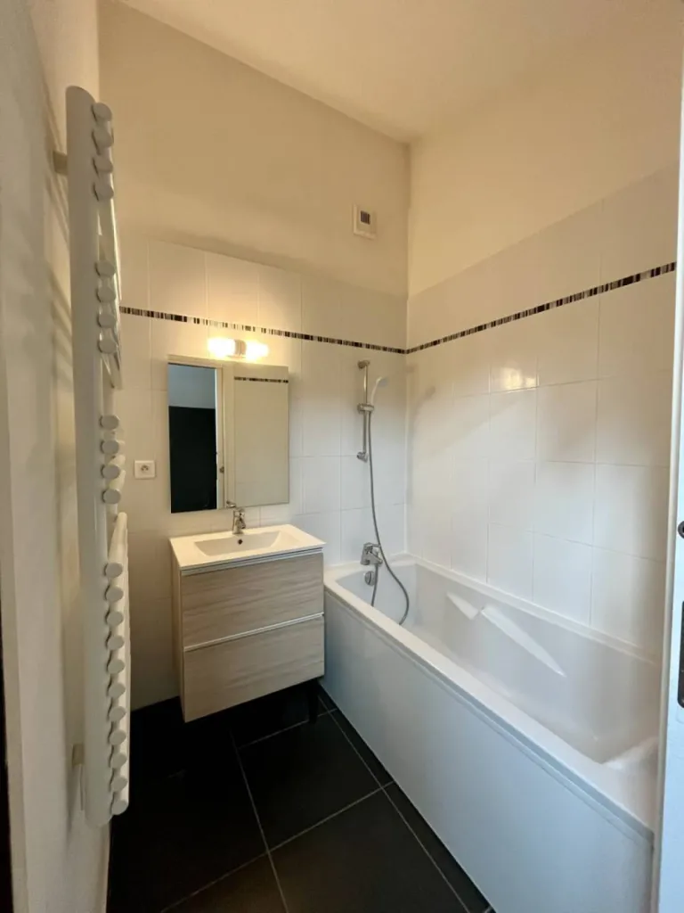 salle de bains chambre 2