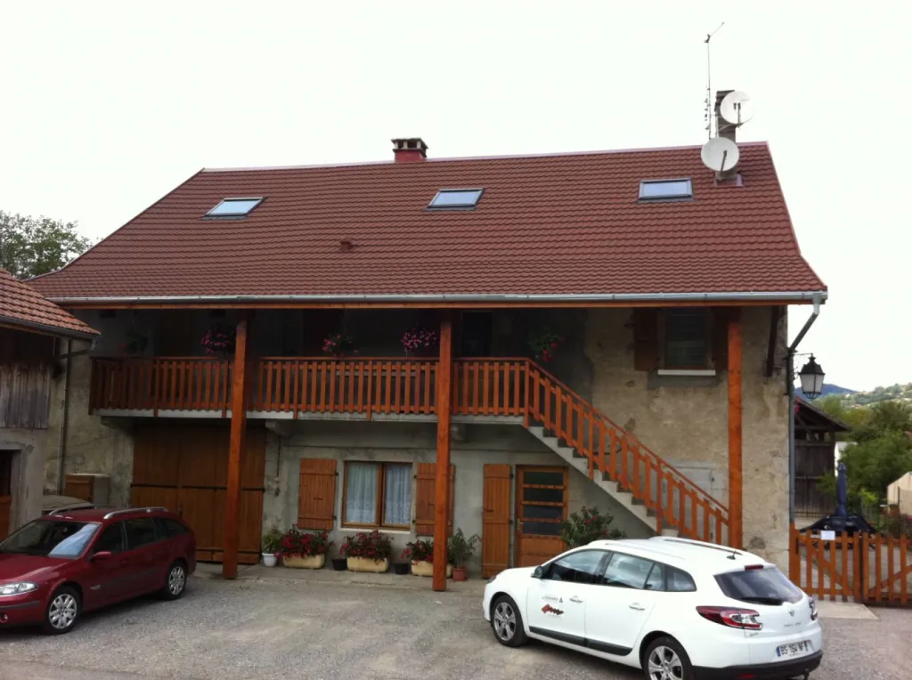 Toiture GERARD Classic Redwood en Haute Savoie