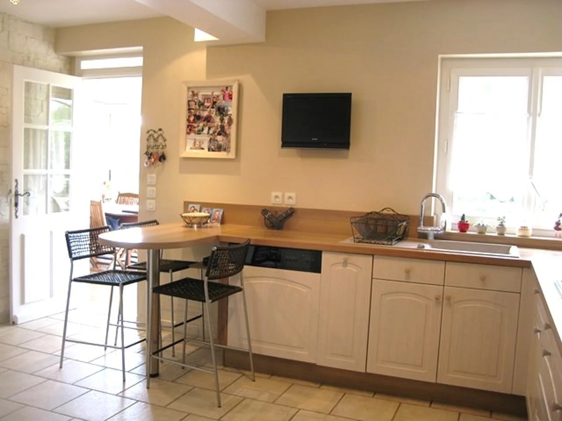 MAISON NORMANDE Proche CORMEILLES, Eure 27