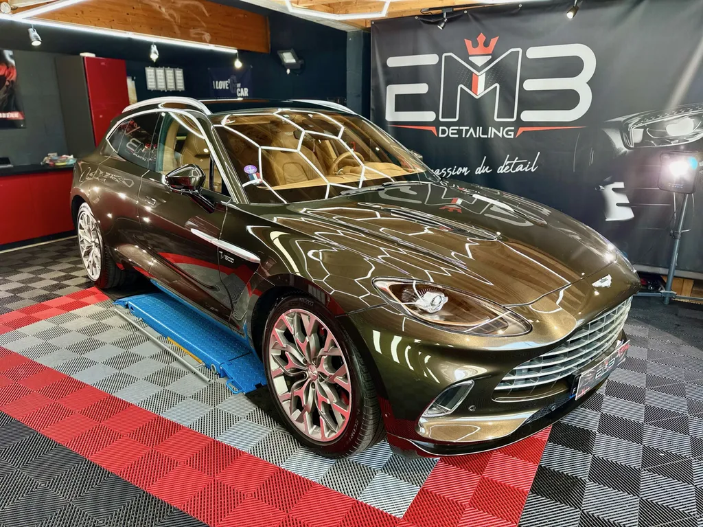 DETAILING auto protection carrosserie Aston Martin DBX sur Limonest 