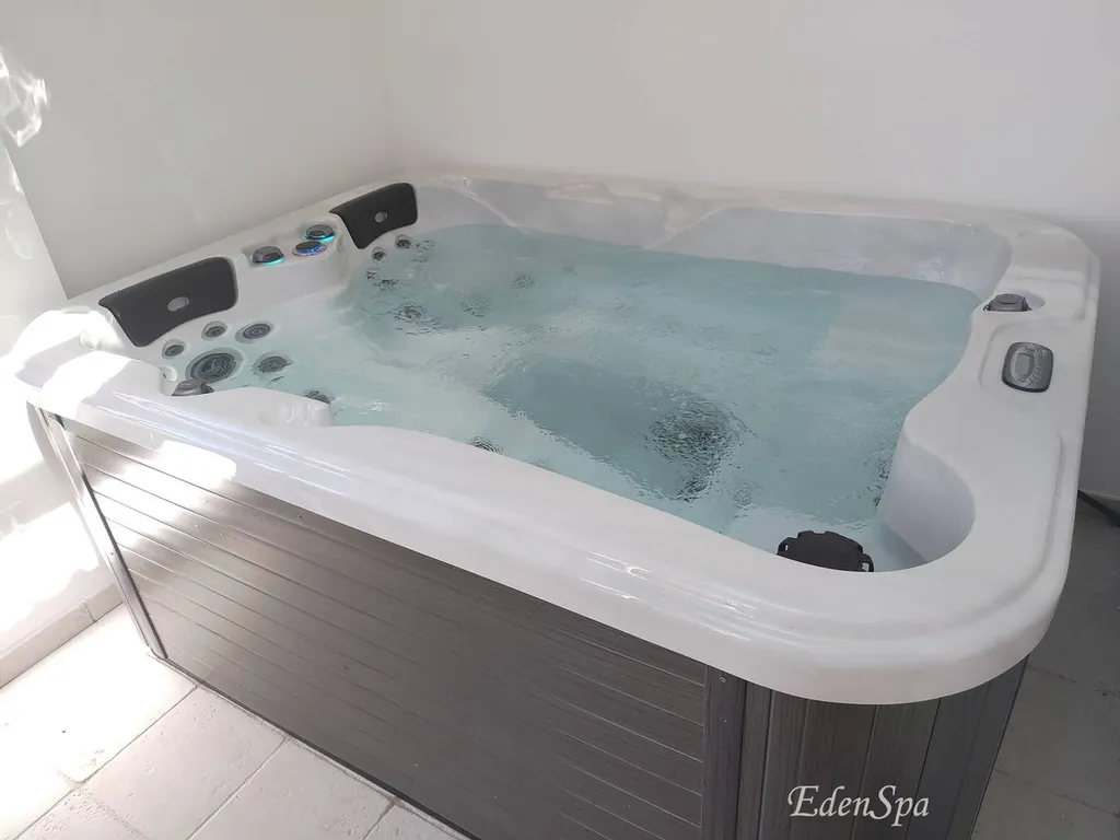 spa 3 places familial rognac