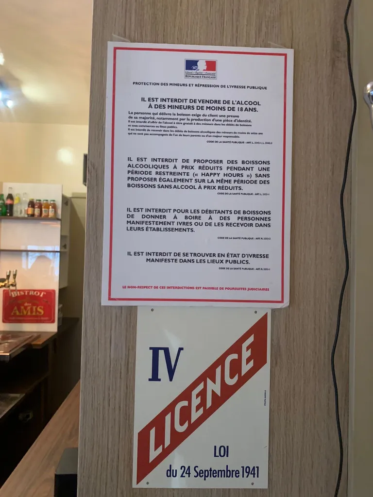 Location - Boutique 29 m², Anatole France, Rue Danton 92300 LEVALLOIS-PERRET
