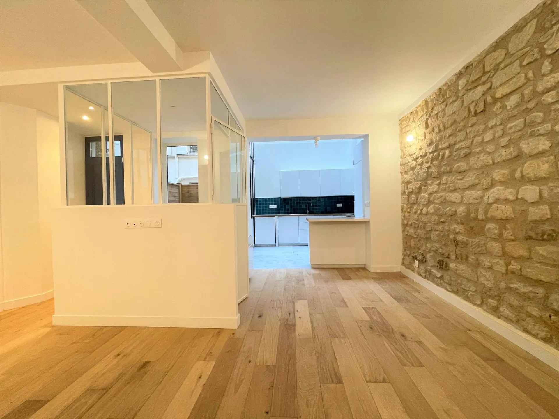 3 Pièces refait à neuf Levallois 92300