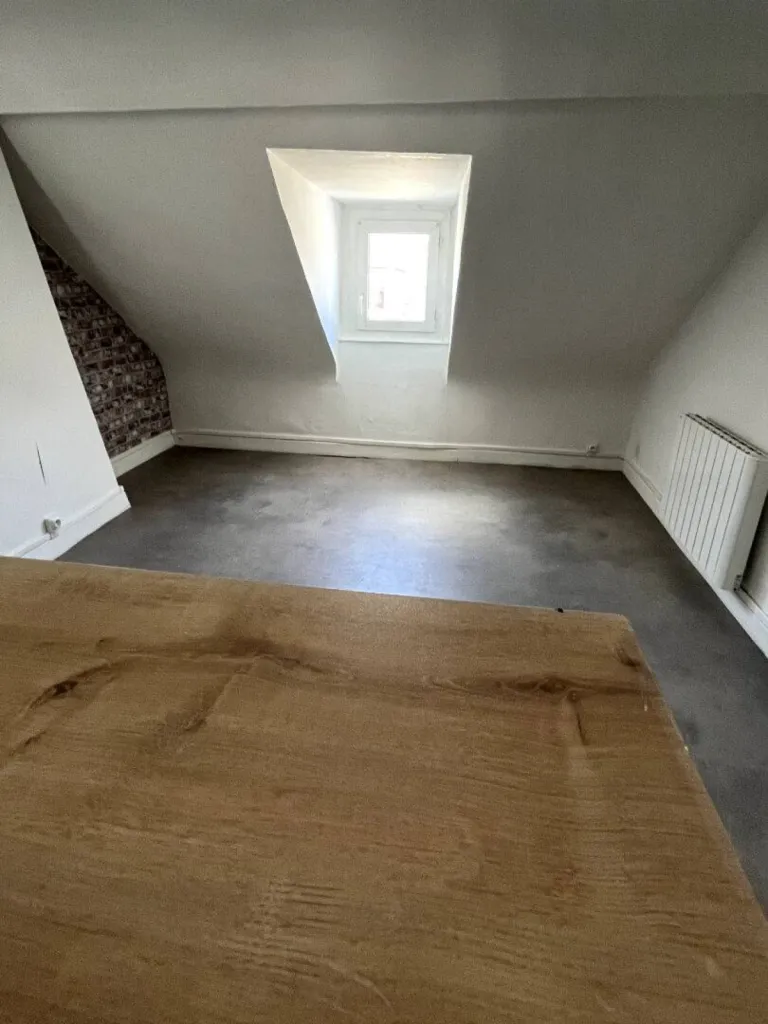 Situé au 39 rue Saint-Maur à Rouen
