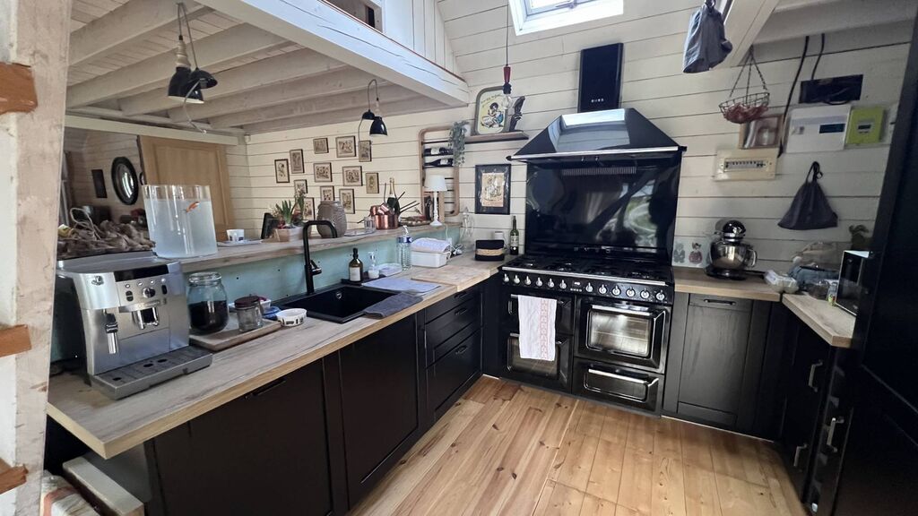 CHARMANT COTTAGE EN BOIS PETIT CAUX