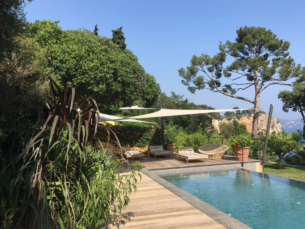 Toile d'ombrage a Frejus 