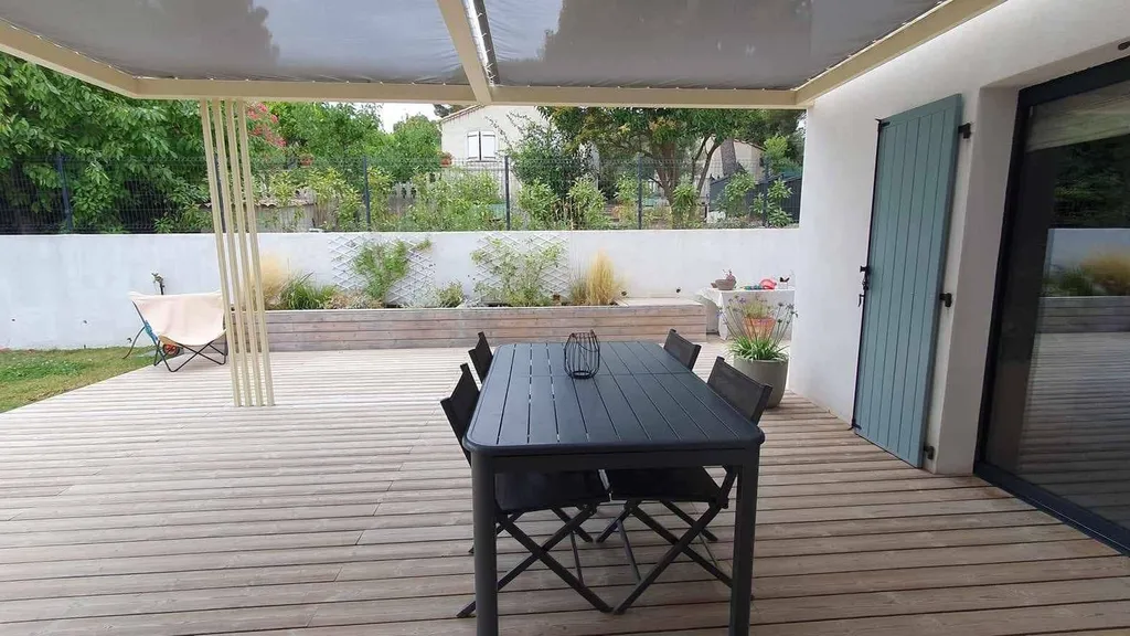 pergola sur mesure en acier avec toile tendue aix en provence