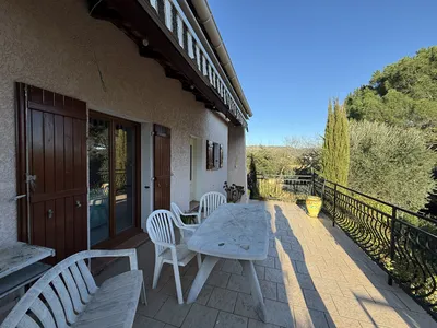 Maison Indépendante 4 Pièces (115 m²) avec Vue Pinède – La Bouverie