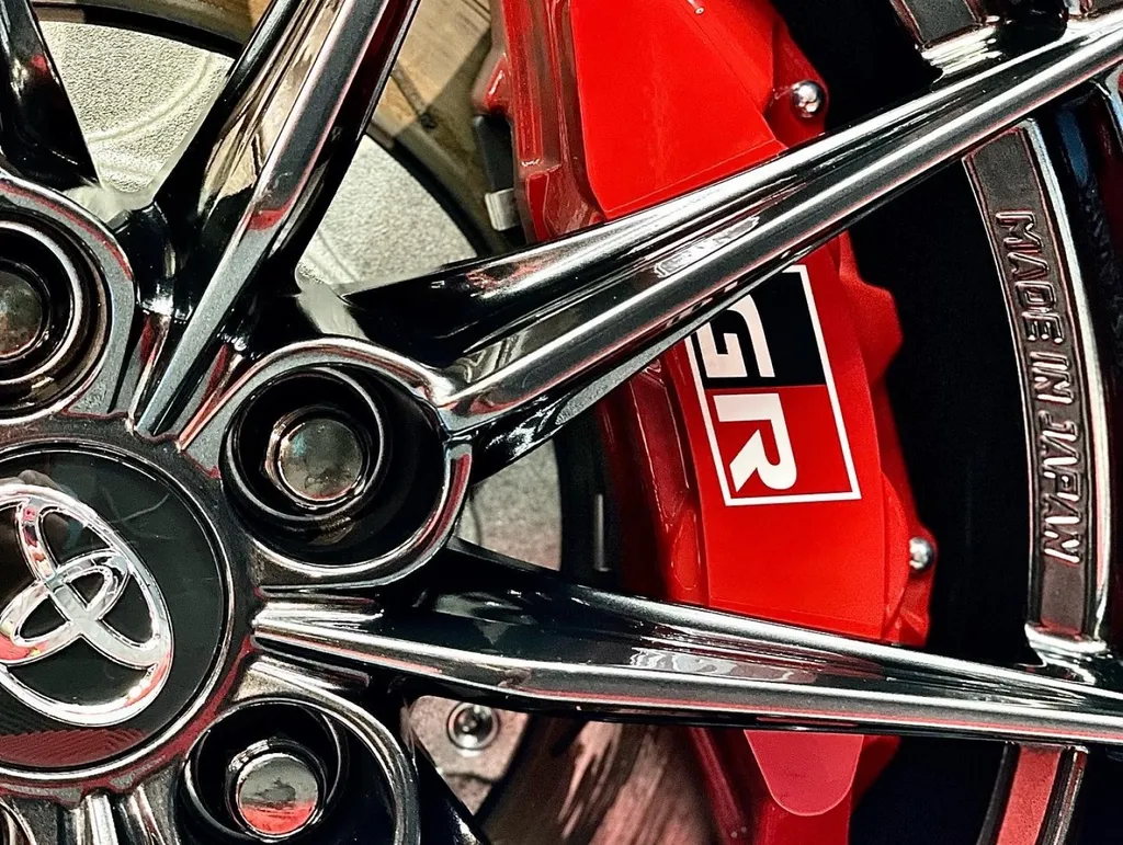 Ptrotection carrosserie EMB detailing traitement céramique auto-cicatrisant / PPF Lyon Toyota Yaris GR Four