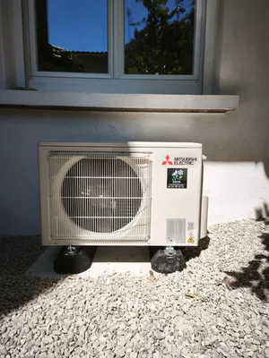 climatistion groupe exterieur bi split Mitsubishi