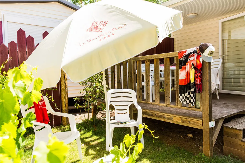 camping 4 étoiles bord de plage pas cher dans camping familial 4 étoiles