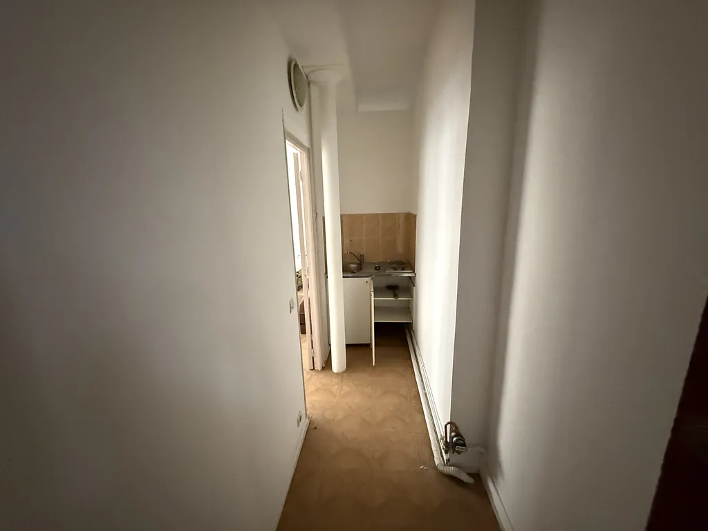 Location - Boutique 40 m², Porte d'Orléans, Rue Poirier de Narçay 75014 PARIS