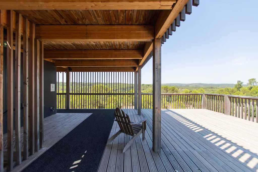 Le privilège d'une chambre d'hôtel avec terrasse à Aix-en-Provence