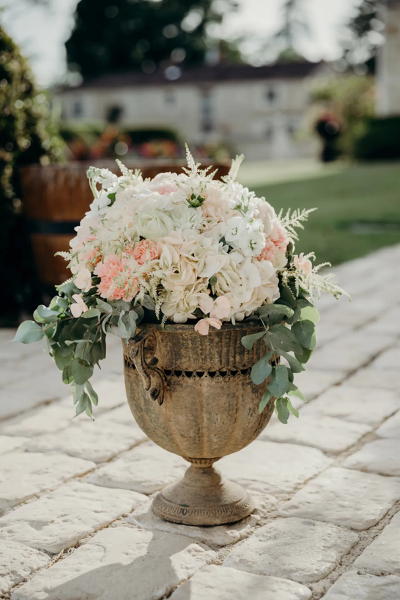 Les Mariages de Mademoiselle L Quelles fleurs pour votre mariage en région bordelaise ou sur le Bassin d'Arcachon ? Crédit photo : Claraly Studio