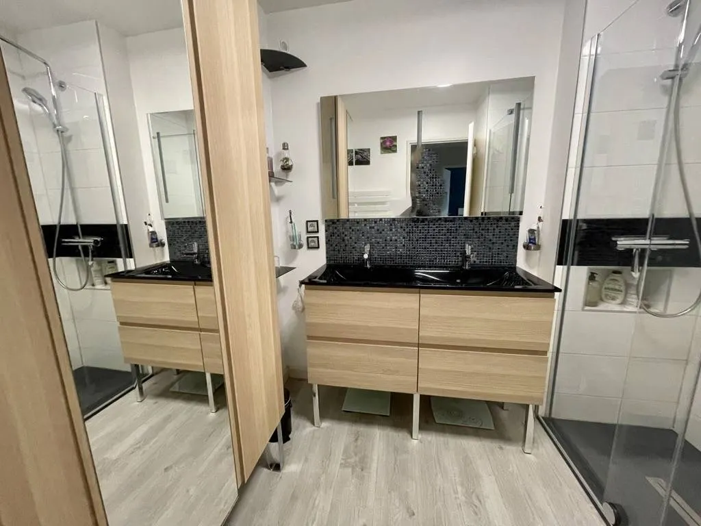 A saisir pavillon de 93 m² édifié sur un terrain de 341 m² sur la commune de CAUDEBEC LES ELBEUF