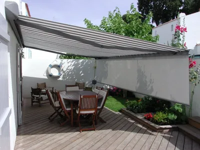 Store banne sur mesure à St Médard En Jalles, fourniture et pose d'un store sur mesure, personnalisable et motorisé