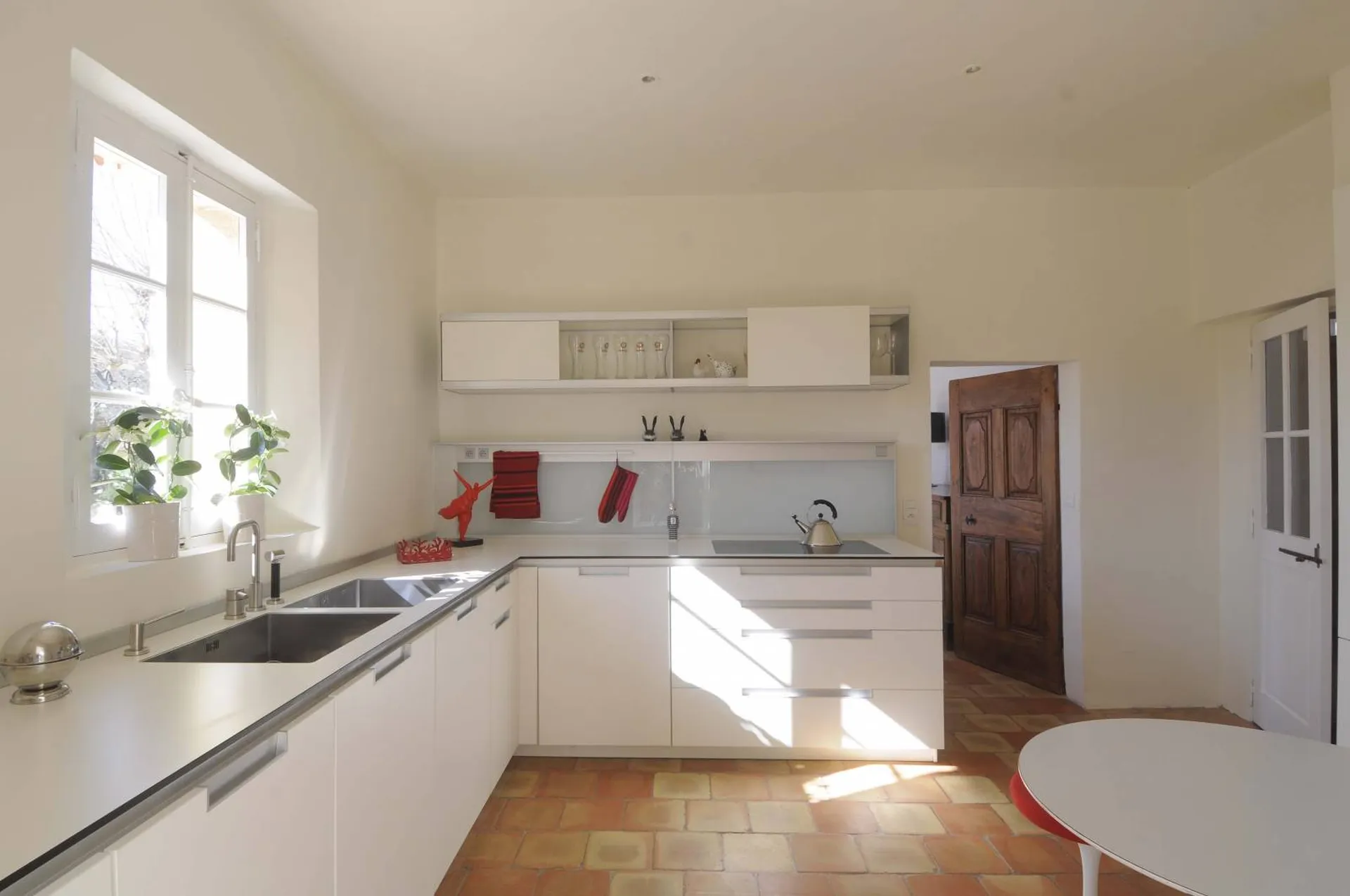 Cuisine sur mesure sur construction de Mas Provençal à Aix en Provence