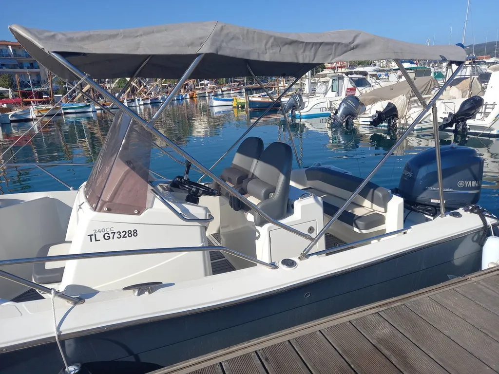 Louer un bateau rigide à La Seyne-sur-Mer