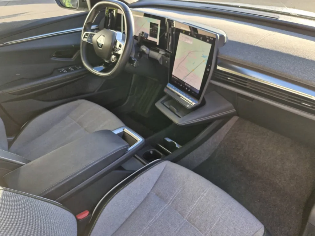 Renault Megane E-TECH 100% Electrique TECHNO EV60 220cv Super Charge occasion 1ère Main / SoH 94% / Suivi 100% Renault près de Toulouse à Plaisance du Touch en Occitanie