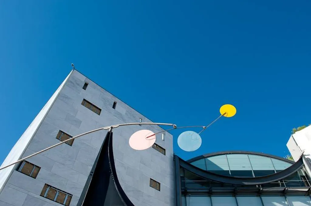 MUSÉE D'ART MODERNE ET D'ART CONTEMPORAIN
