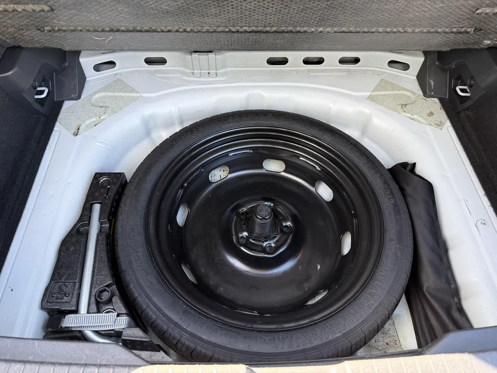 Vente Volkswagen T-Roc occasion proche Le Havre : SUV diesel 150ch DSG7 finition Style disponible chez votre concessionnaire Caudebec Automobiles à La Frénaye