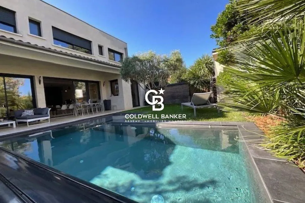 Maison familiale prestigieuse à deux pas du centre de Talence