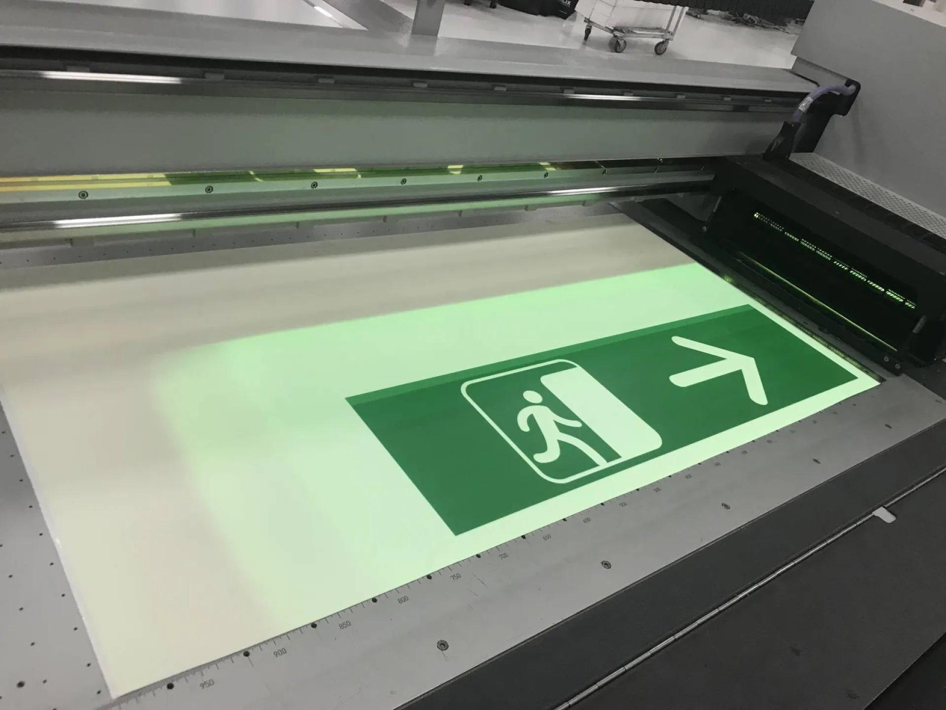 Issue de secours Photoluminescent signaletique à Villefranche