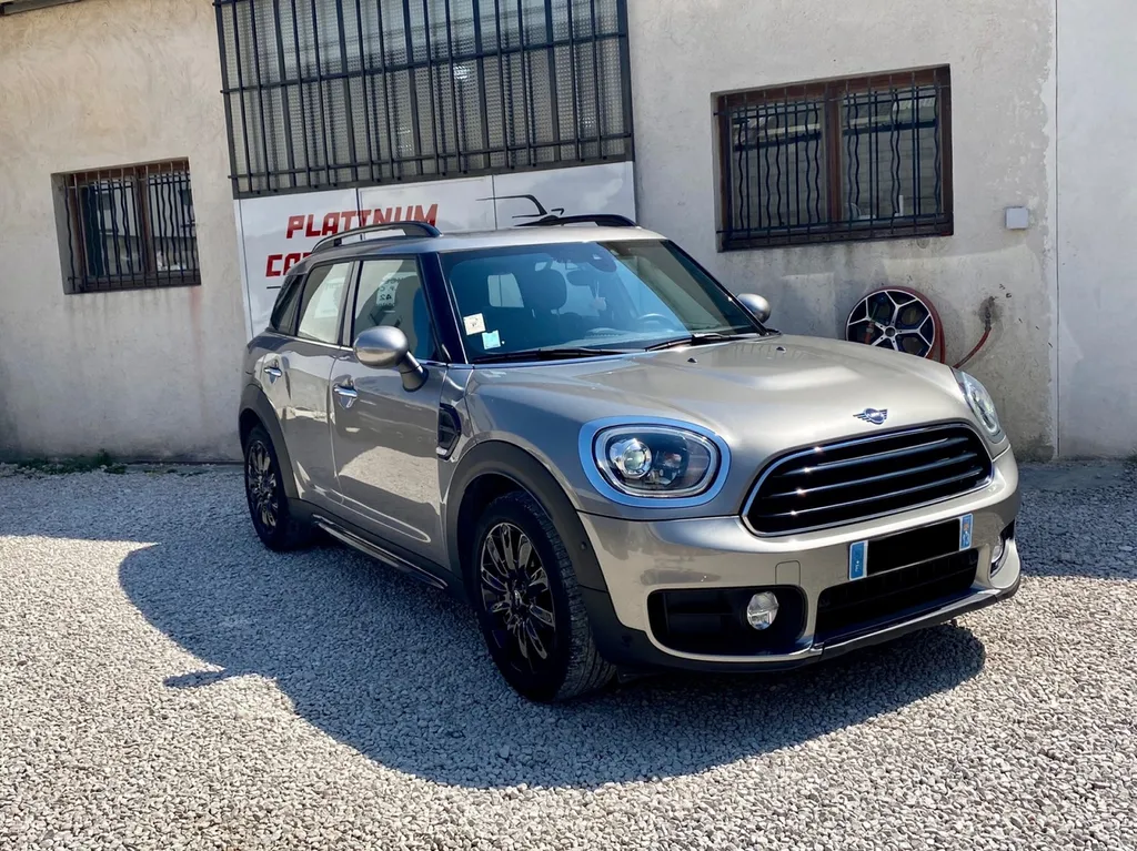 Réparation choc arrière sur Mini Countryman à Carnoux – Franchise offerte jusqu’à 300€ – Carrosserie proche de Cassis, Marseille et La Ciotat