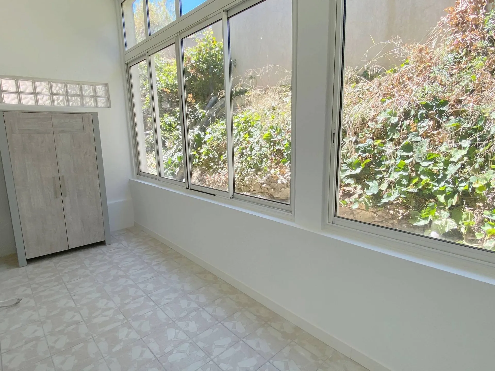 a vendre appart avec véranda roquefort la bédoule