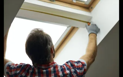 5 bonnes raisons de travailler avec votre artisan menuisier certifié Menuiseries Harmonie pour votre pose de fenêtres à Lyon
