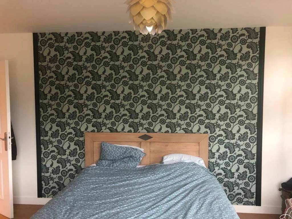 Tarif pour rénovation d'un appartement avec peinture et pose de revêtement mural style anglais à Sotteville-lès-Rouen