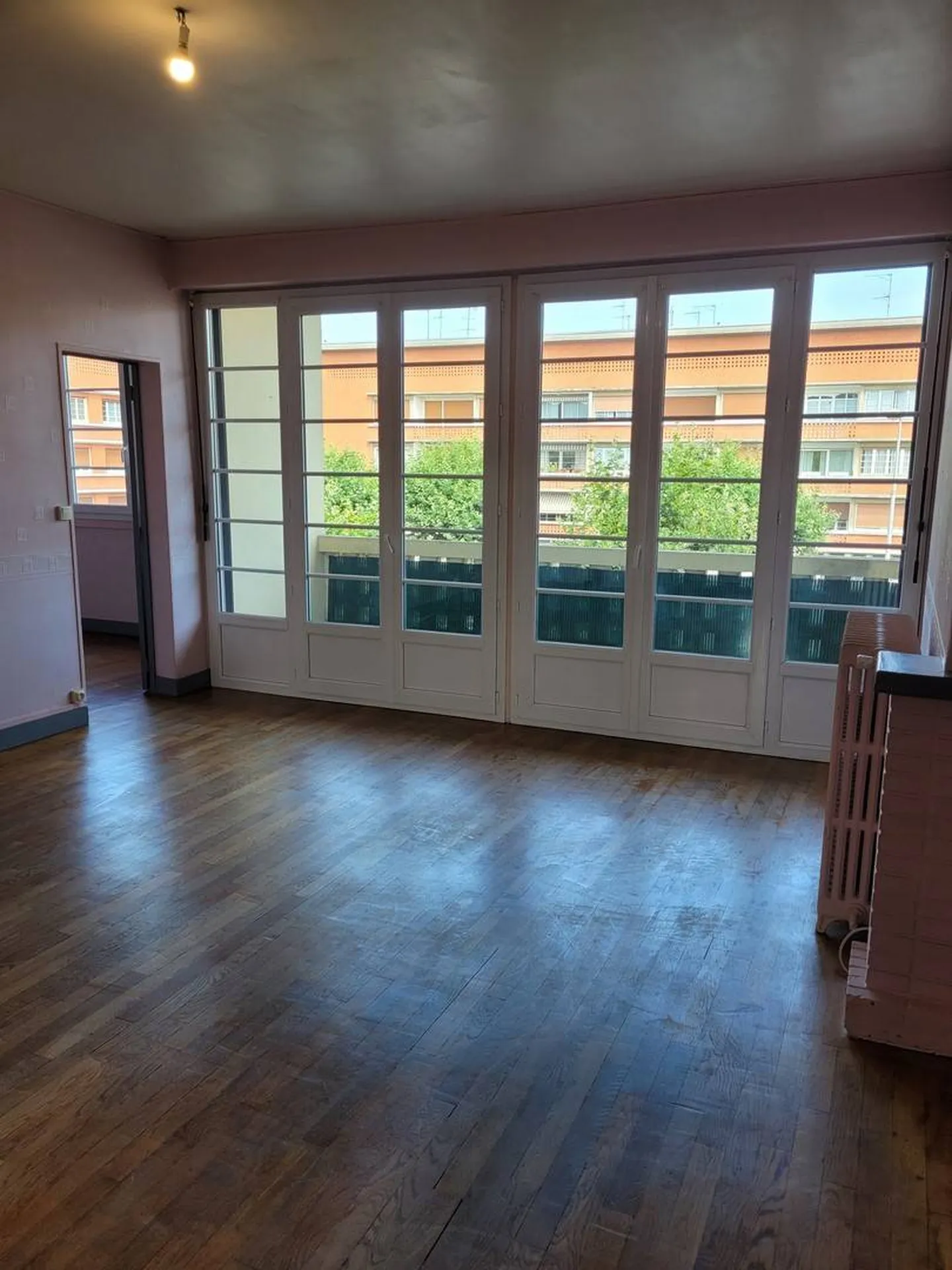Appartement avec balcon Centre-ville LISIEUX