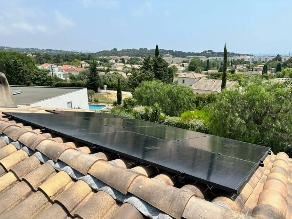 Installez des panneaux solaires sur votre toiture de maison à La Ciotat