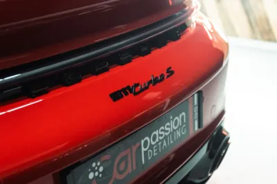 Protection carrosserie intégrale avec film PPF Pro Film sur Porsche 911 Turbo S à Chantilly