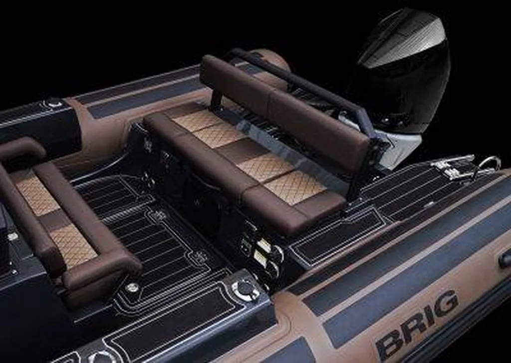 Pneumatique neuf Brig Navigator 26 en vente dans le Var