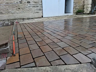 Création d'une allée en pavage Kandla à Boi le Roi