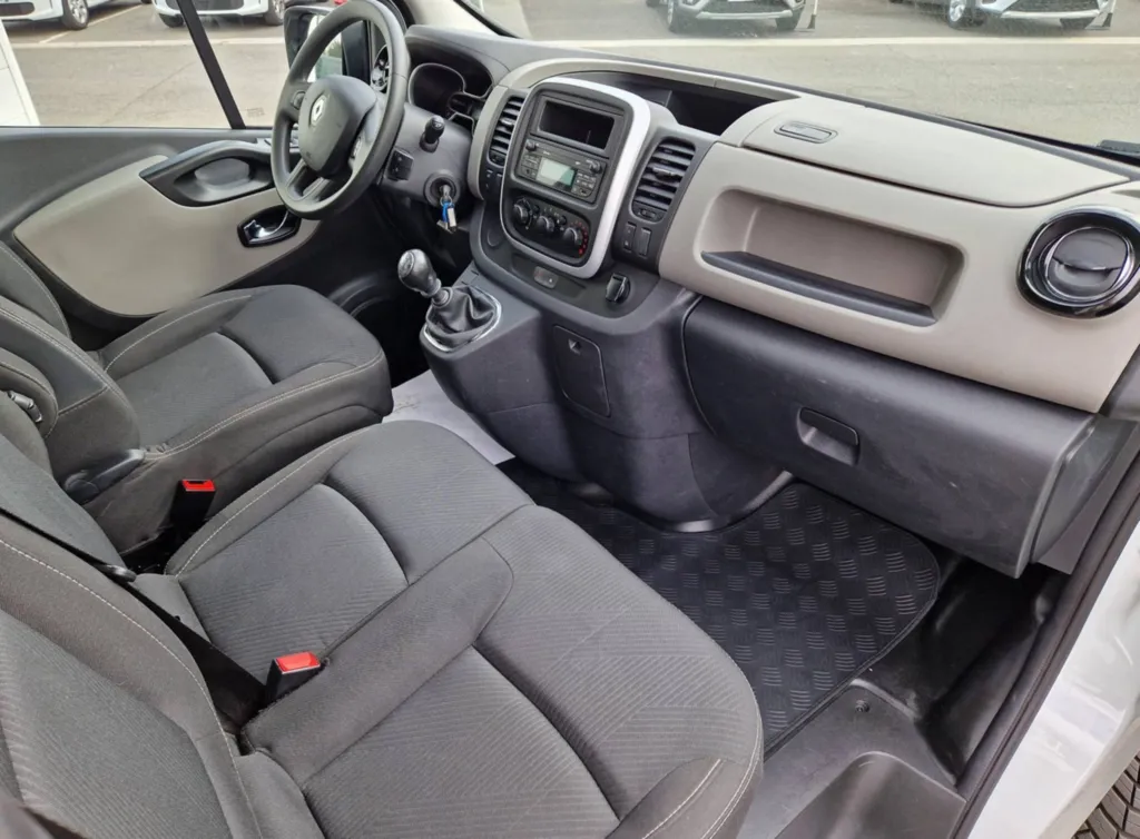 RENAULT TRAFIC L2H1 1300KG DCI 120 GRAND CONFORT OCCASION PRES DE TOULOUSE EN OCCITANIE