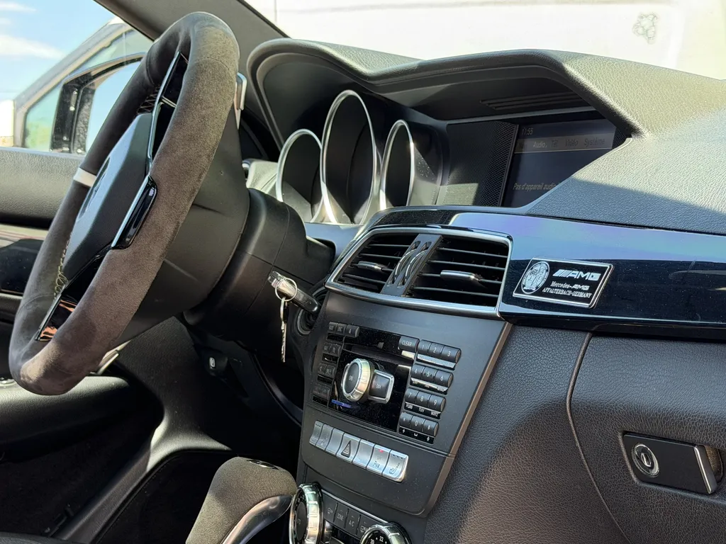 Mercedes C63 AMG W204 Phase 2 préparée par ADP Performance avec Stage 1 sur mesure et conversion éthanol E85