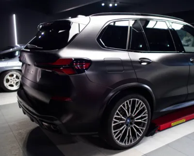 Pose de Film de Protection XPEL pour BMW X5 Drive 50 – Gloss Obsession à Saint-Avé, Morbihan
