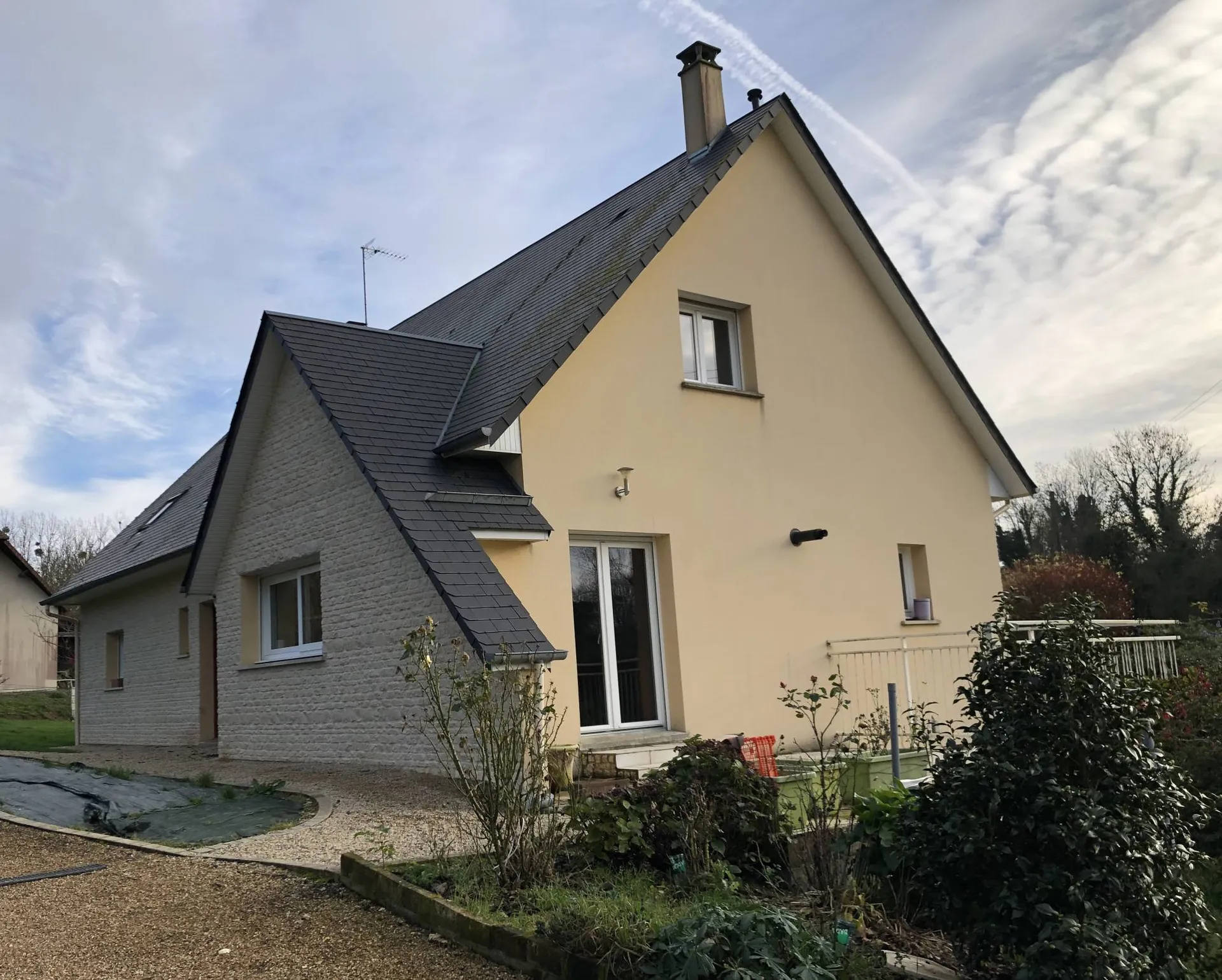 Maison récente sur sous-sol complet, Lisieux EST