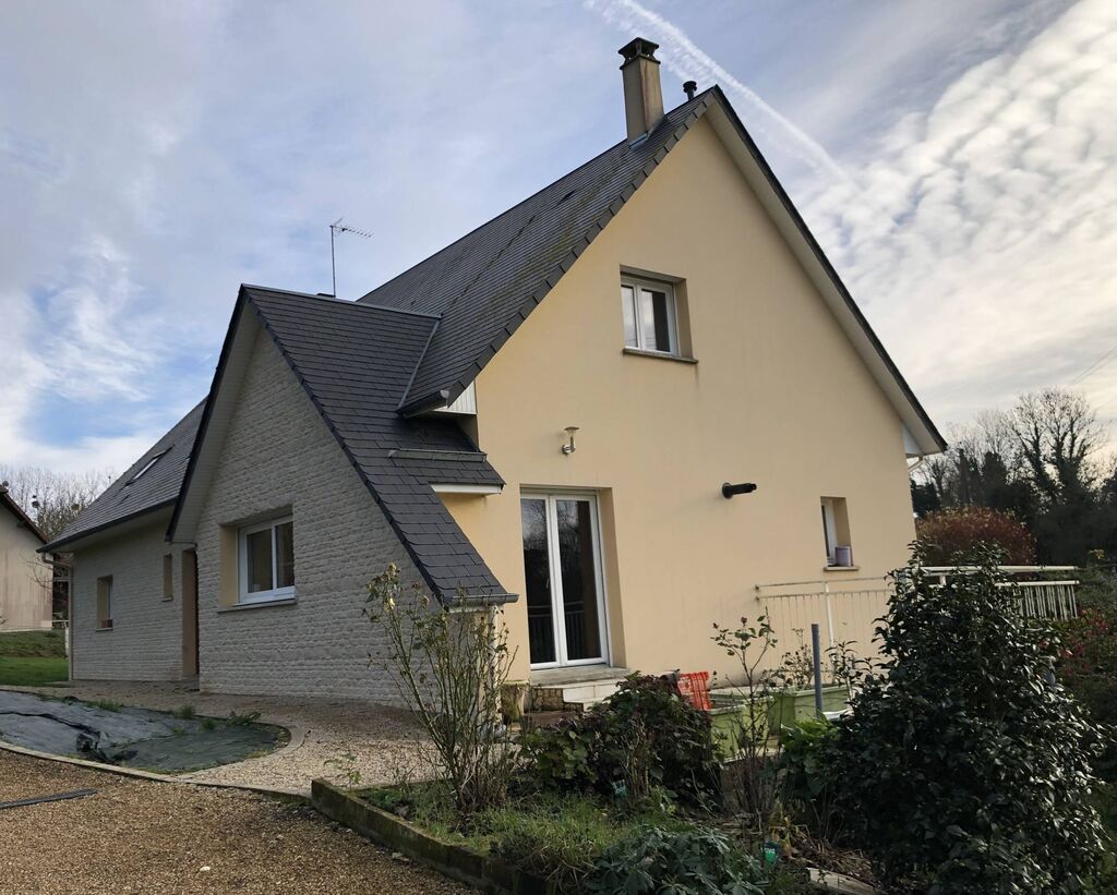 Maison récente sur sous-sol complet, Lisieux EST